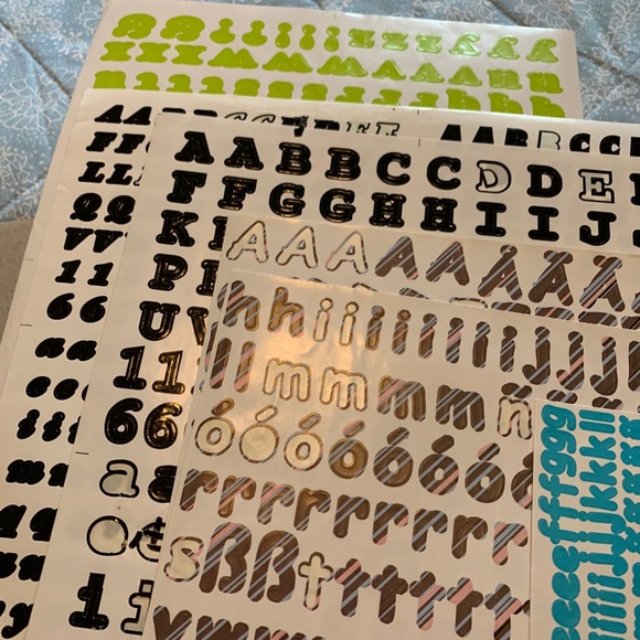 Lettering - Picture 3 of 6